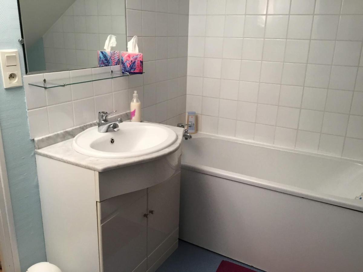 Homestay La Taniere Du Corsaire -16 Pers Redon